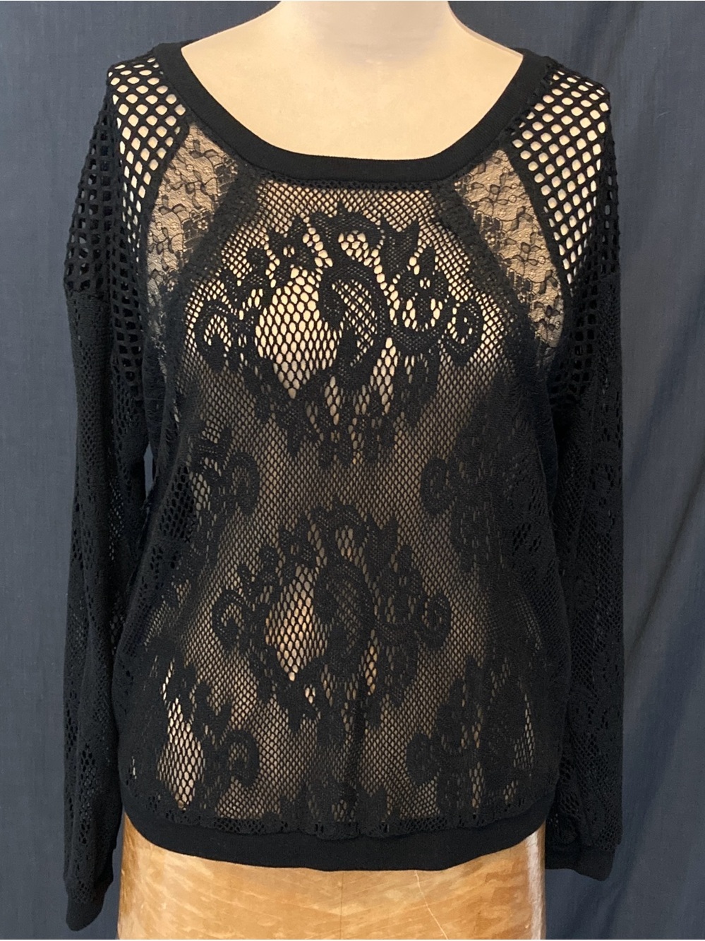 iJeans by Buffalo Black Lace & Mesh Long Sleeve Top